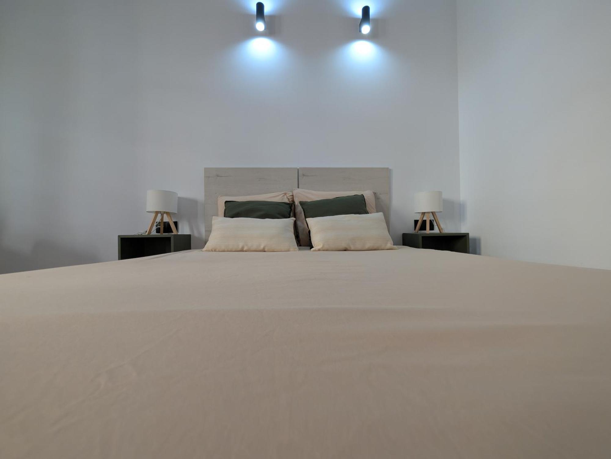 Las Arenas Suites 2 Playa Valencia Eksteriør billede